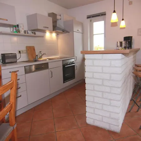 Blaues Haus, * Putbus