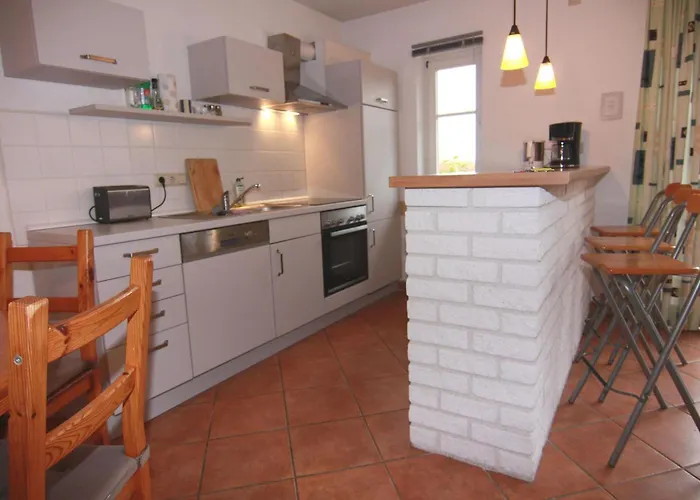 Blaues Haus, * Putbus