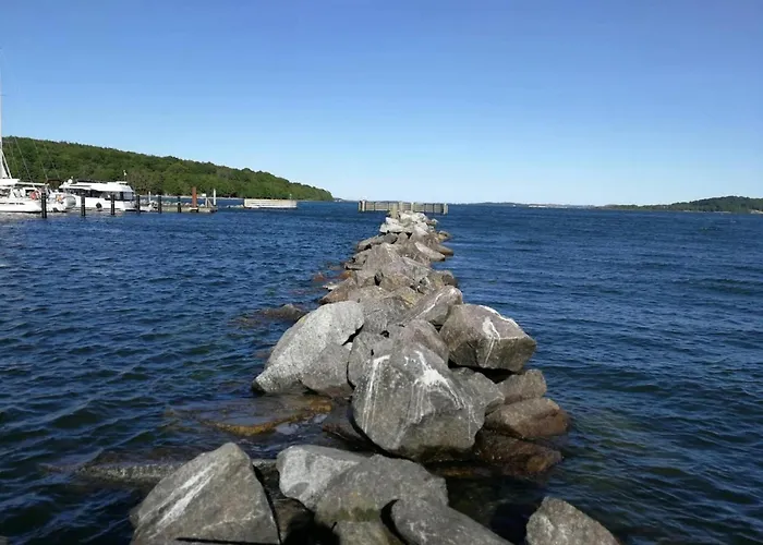 Blaues Haus, * Putbus